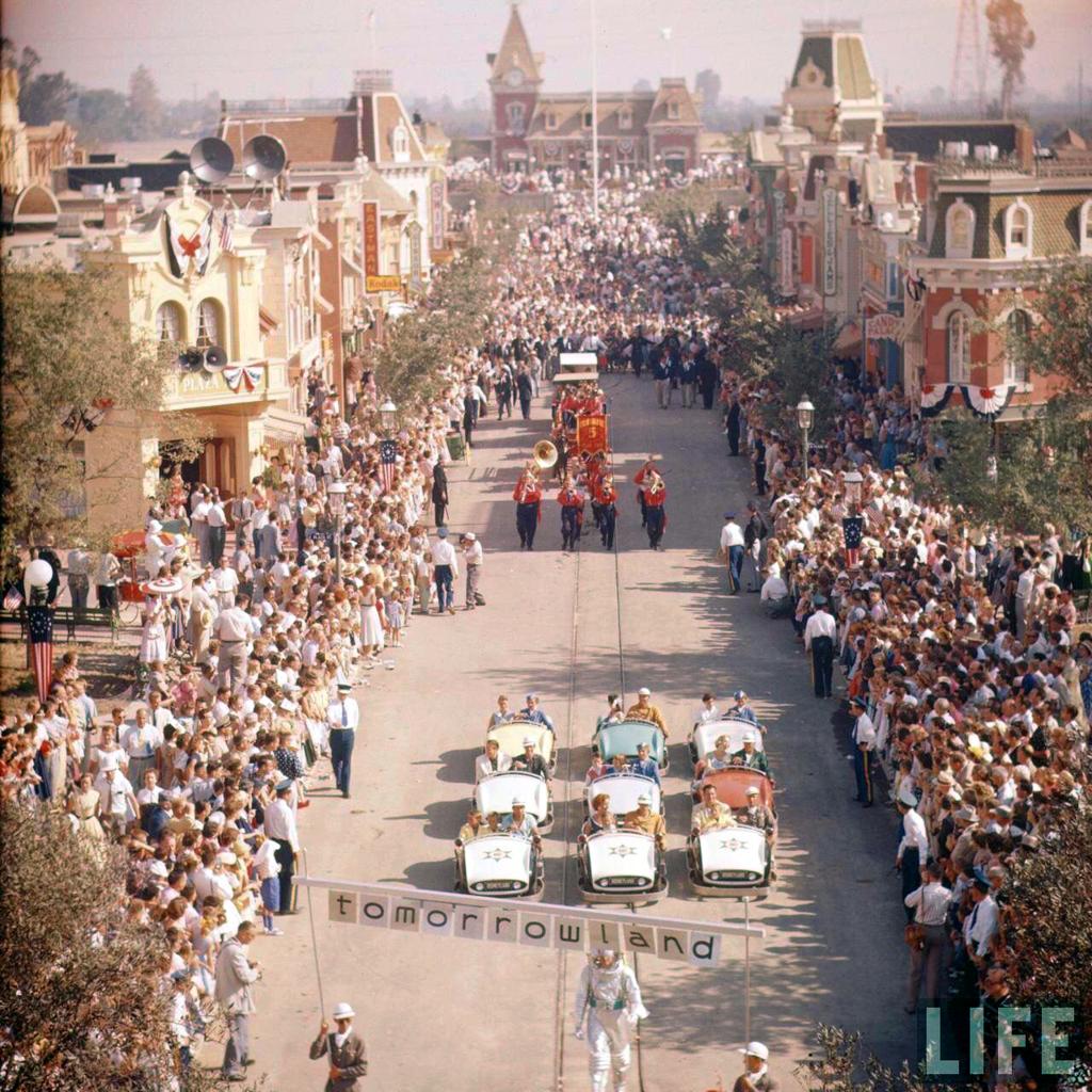 Disneyland en Californie à l'époque de son ouverture en 1955