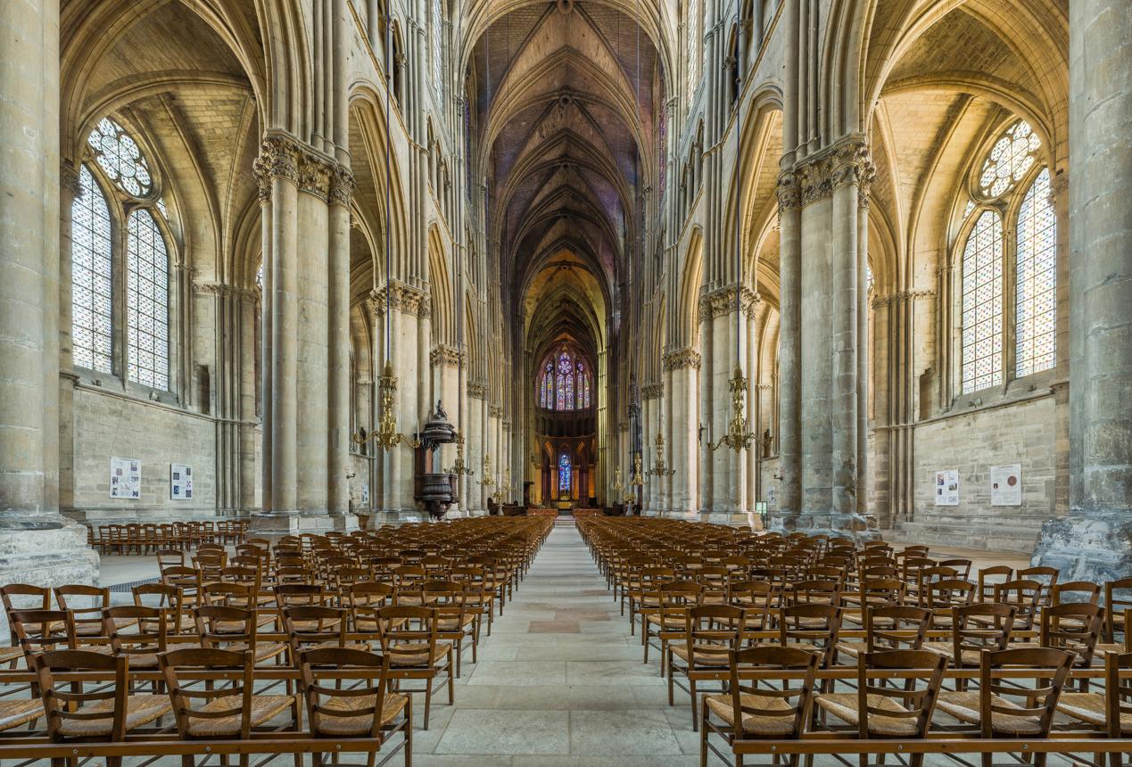 File:Reims Cathedral Nave, France - Diliff.jpg - Wikimedia Commons