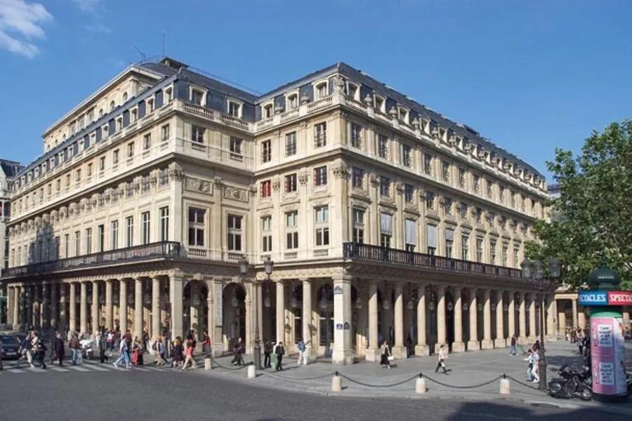 Unusual Paris: Explore the galleries and covered passages