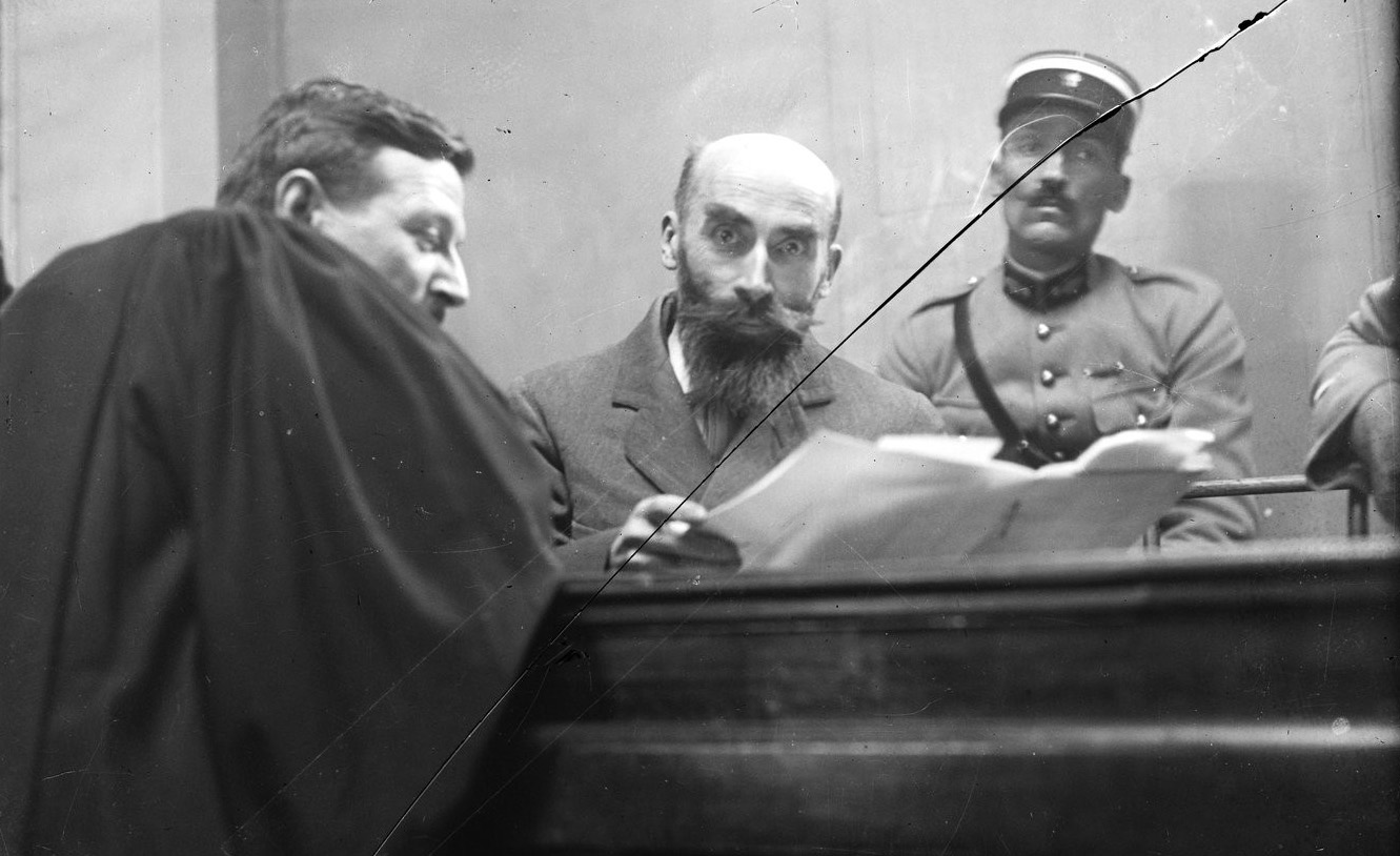 
Landru : Le Tueur en Série Qui Brûlait Ses Victimes
